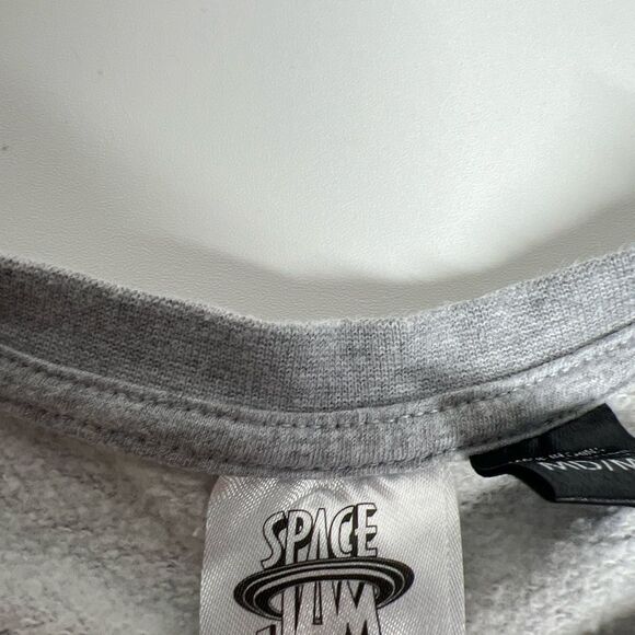 Space Jam A New Legacy Long Sleeve Gray Sweatshirt Youth Medium M Bugs Bunny EUC - Picture 5 of 12